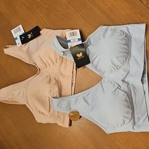 Wacoal B Smooth wireless bras, size 36, colors light pink and light green